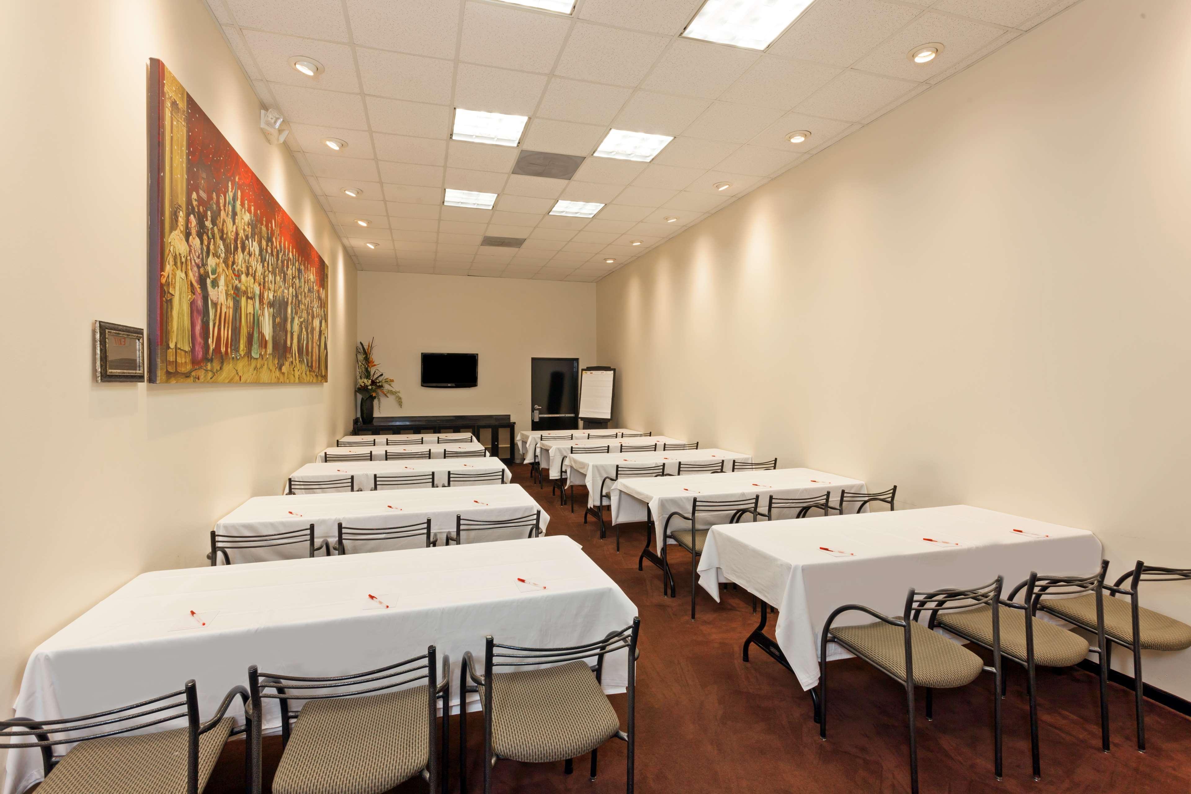 Ramada Plaza By Wyndham West Hollywood Hotel & Suites Λος Άντζελες Εξωτερικό φωτογραφία