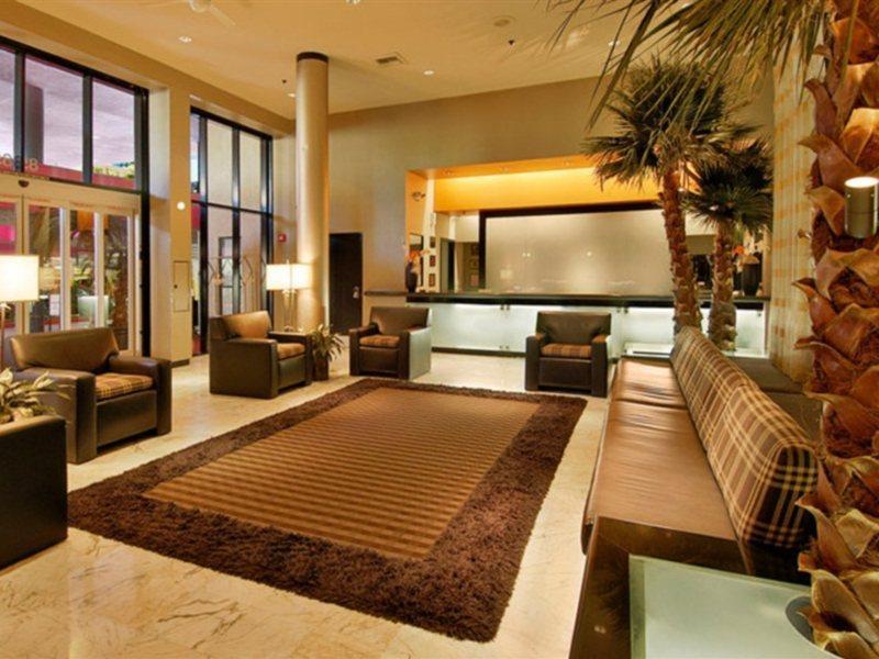 Ramada Plaza By Wyndham West Hollywood Hotel & Suites Λος Άντζελες Εξωτερικό φωτογραφία