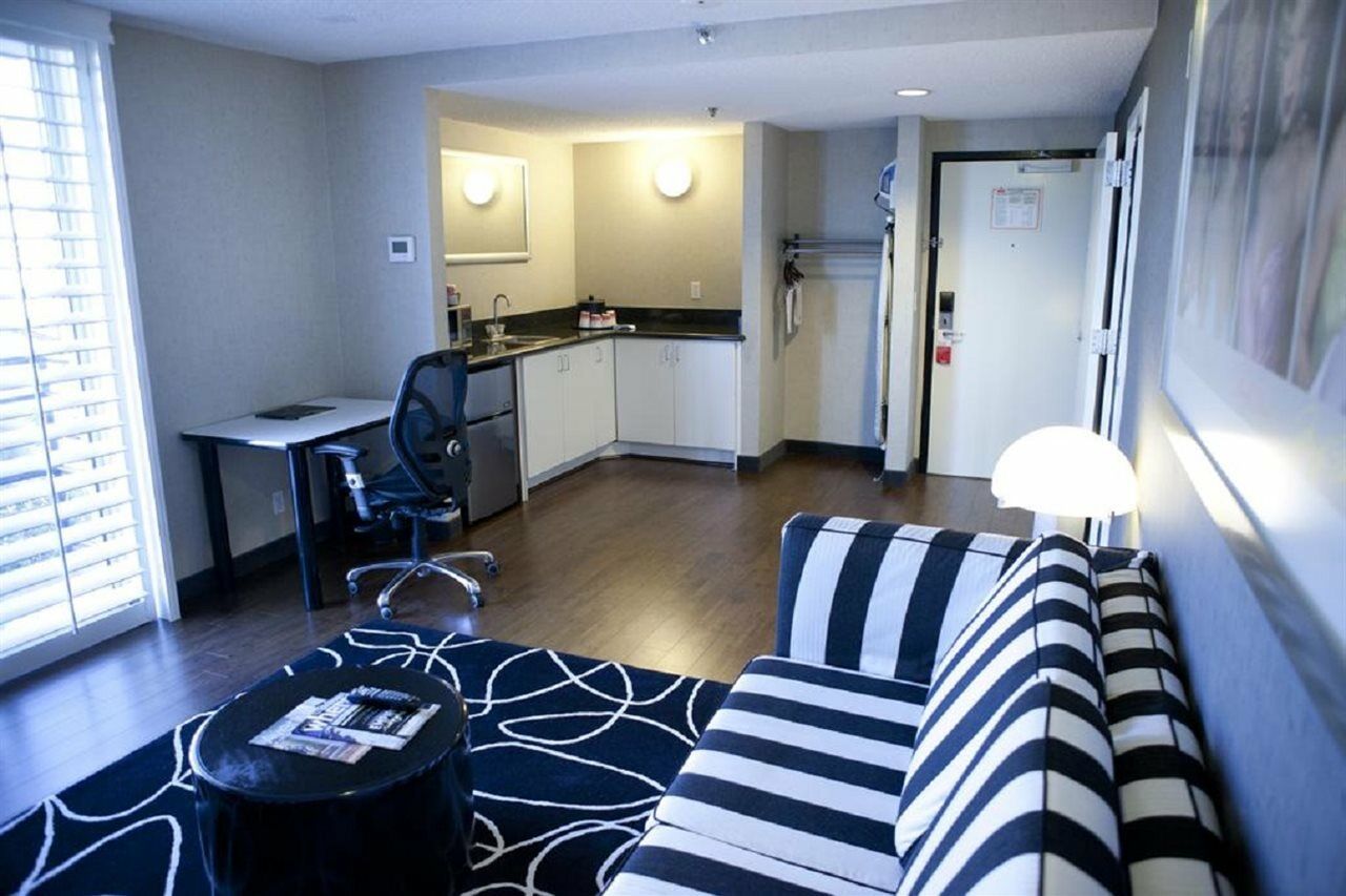 Ramada Plaza By Wyndham West Hollywood Hotel & Suites Λος Άντζελες Εξωτερικό φωτογραφία